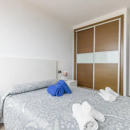 Mirador De Bassetes 14 - Grupo Turis * カルプ